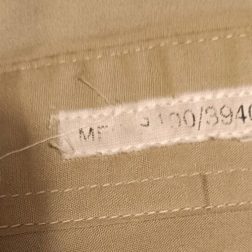 Army uniforms like new, various sizes and types
