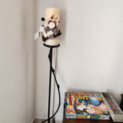 Metal floor candle holders, set of 2