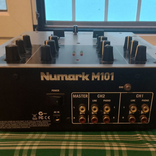 Numark M-101 mixer used, 2-channel