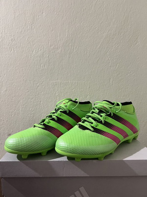 Adidas Ace 16.3 football boots, size 41.5, green