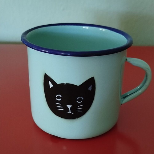 Finel Arabia Finland Cat & Mouse Vintage Enamel Mug like new