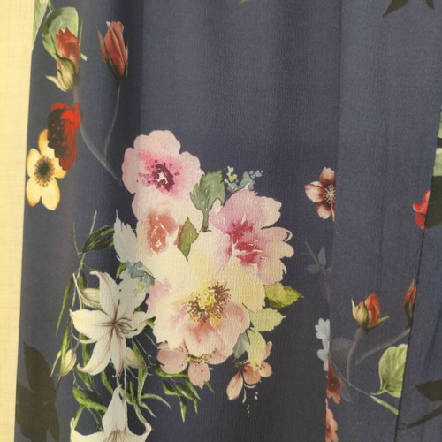 Floral Palazzo Pants like new, size Medium, navy blue
