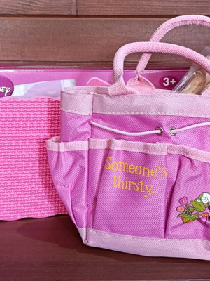 Disney Minnie Mouse gardening and beach set new