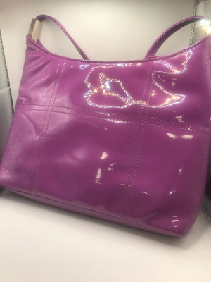 Branded women's handbag like new, shoulder bag