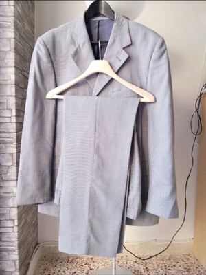 Ανδρικό γκρι κοστούμι Prince Men's Collection σαν καινούργιο, σακάκι 52, παντελόνι 46