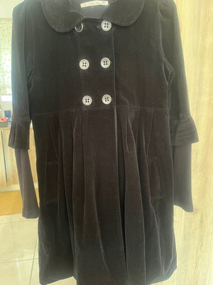 Black coat used with velvet texture from England