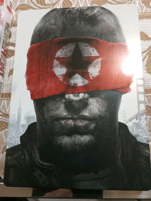 Βιντεοπαιχνίδια PC DVD σε άριστη κατάσταση με μεταλλική κασετίνα και οδηγίες