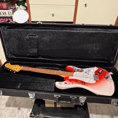 Fender Stratocaster Jimi Hendrix Monterey electric guitar like new with hard case