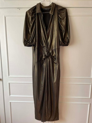 Φόρεμα Guess καινούργιο, λάδι κυπαρισσί μεταλλιζέ, μέγεθος L