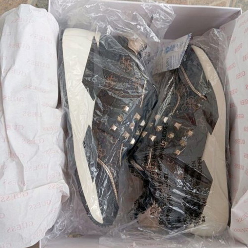 Guess women's shoes size 38 like new, multicolor with wide fit