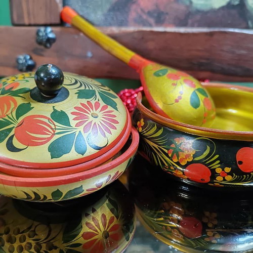 Russian Khokhloma utensils new, wooden, hand-decorated