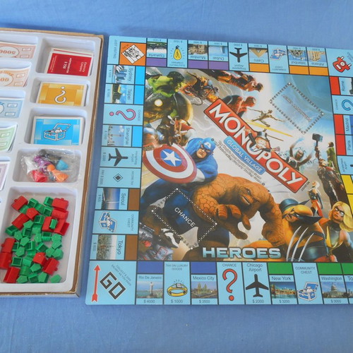 Monopoly Global Village Heroes used, foreign language