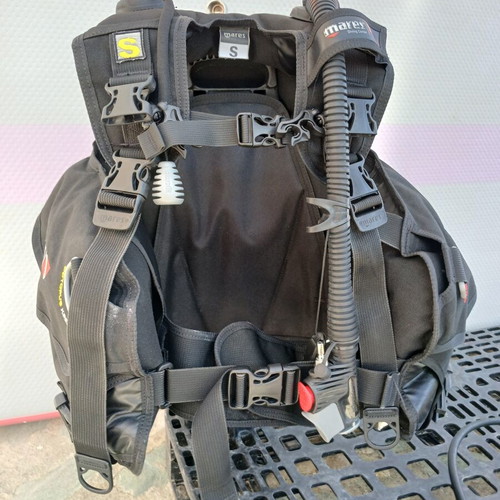 Mares Rover Pro BCD size S used, durable jacket-style diving vest