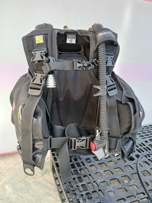 Mares Rover Pro BCD size S used, durable jacket-style diving vest