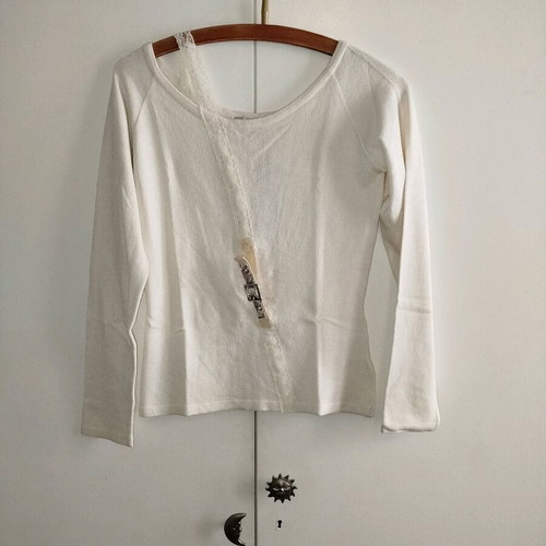 Ecru blouse with buckle size M new
