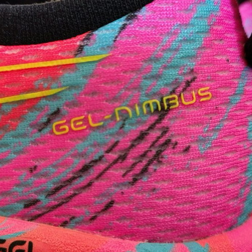 Asics Nimbus 25 athletic shoes like new, multicolor size 43.5