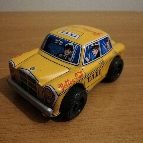 Tin toy taxi yellow cab 1960's, like new, Japan