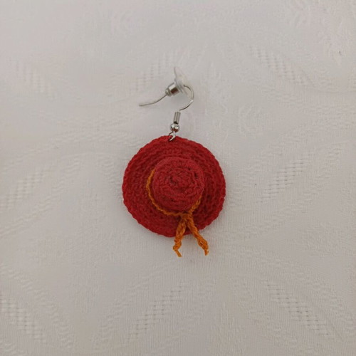 Earring knitted handmade new, bordeaux