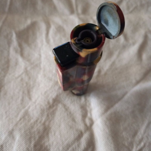 Metal windproof lighter like new