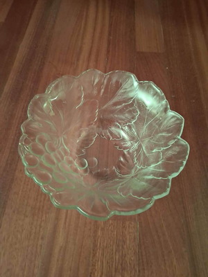 Glass serving bowl with embossed design like new