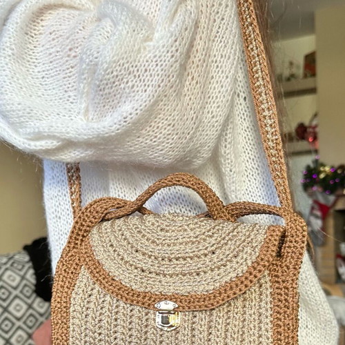 Handmade hand and shoulder bag made to order, beige and gold
