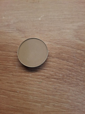 Mac Omega eyeshadow new, unused
