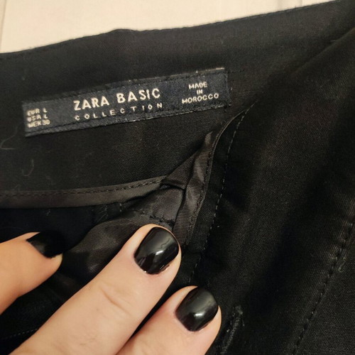 Zara shorts black like new, size L