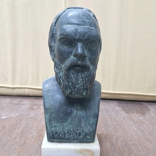 Socrates bust used, height 23cm, width 10cm