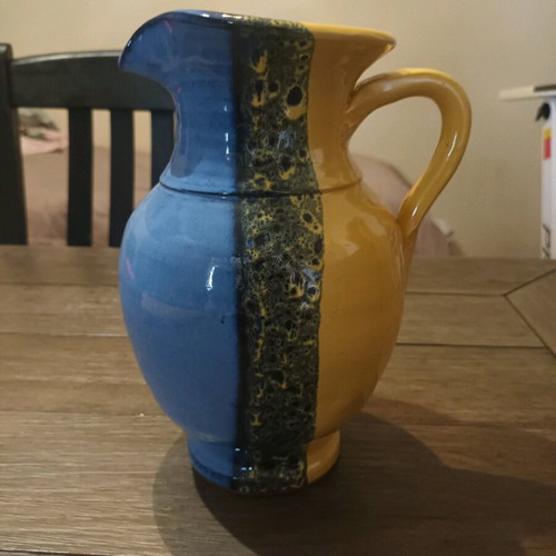 Handmade ceramics from Armolia, Chios – Jug & decorative table plate