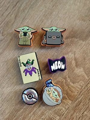 Grogu Crocs Charms Set of 6 like new, colorful