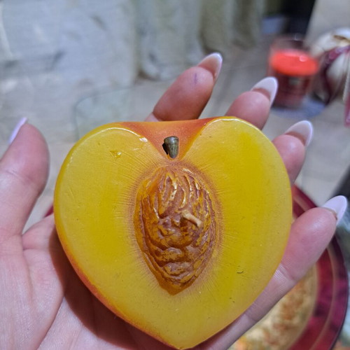 Decorative plate with wax fruit composition like new