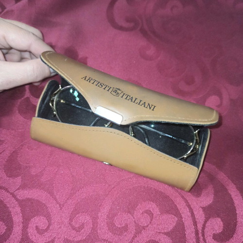 Eyeglass frame used, black and gold, with Artisti Italiani case