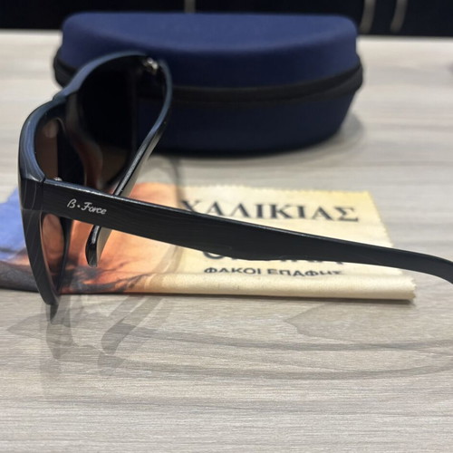 Beach Force BF07031K polarized sunglasses, black wood look