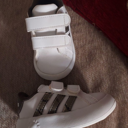 Adidas and IQ Anatomic children's shoes like new, sizes 20 and 21