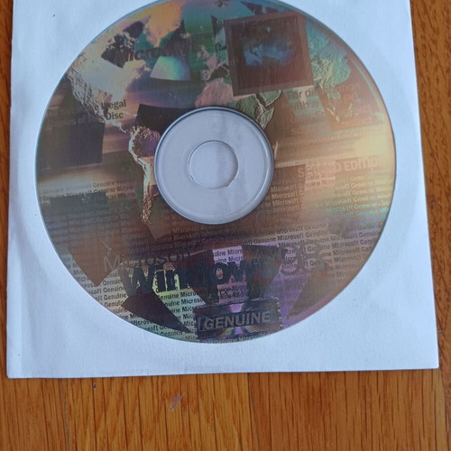 Microsoft Windows 98 genuine CD second edition used