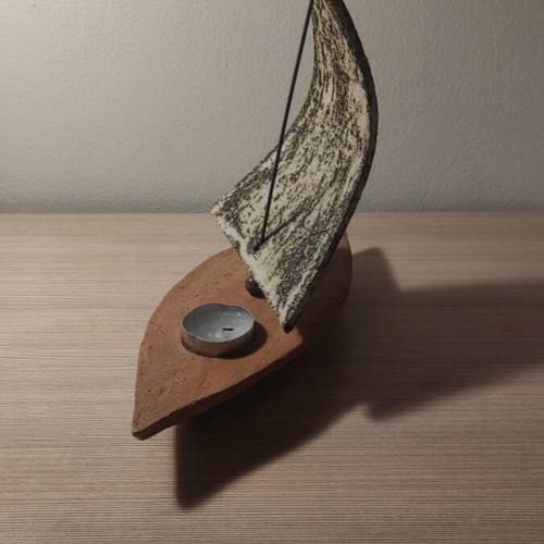 Ceramic boat with two tealights like new