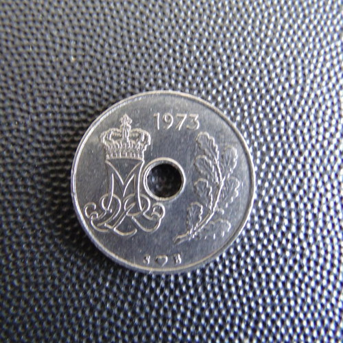 Denmark 25 Ore 1973 coin used, rare collectible