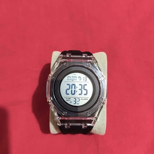 Sekmei Digital Wristwatch new with alarm and backlight