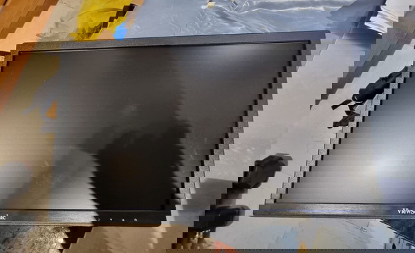 viewsonic 19" vga computer monitor χωρις βαση