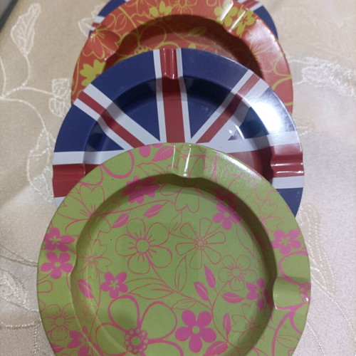 Stainless steel ashtrays new, set of four