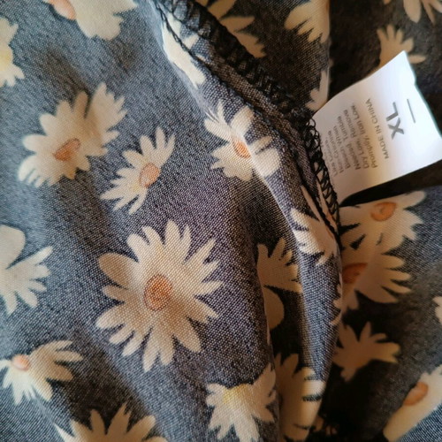 Mini skirt size XL like new