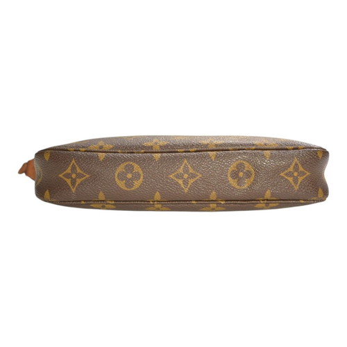 Louis Vuitton Monogram Canvas Pochette Shoulder Bag