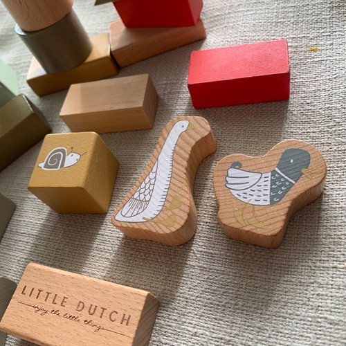 Wooden blocks used, 19 pieces with gift