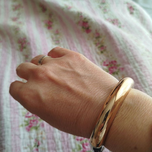Zara metal bracelets set of 2 like new, gold and silver details