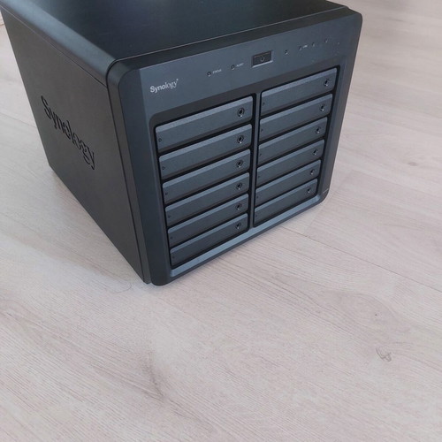 Synology DX1215 12-Bay NAS Expansion Module like new