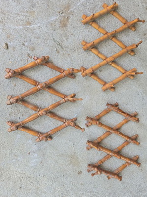 Folding hanger used