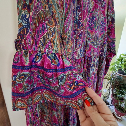 Dress multicolor like new, sizes L and XL