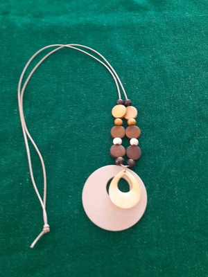 Necklace like new