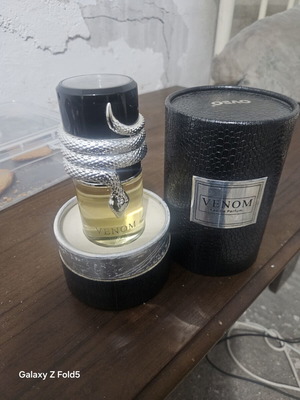 Venom Eau de Parfum 100 ml like new