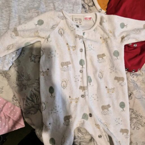 Baby rompers like new from 0 years